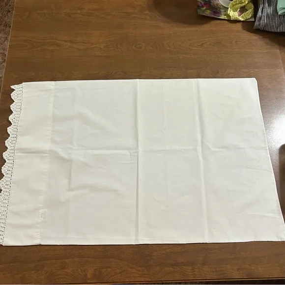 Vintage Pillowcase bundle - Picture 2 of 9